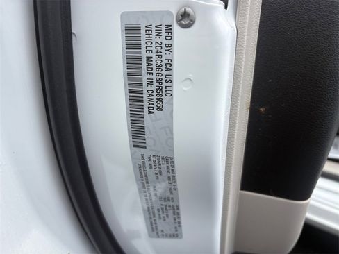 Used 2023 Chrysler Pacifica Limited w/ Trailer Tow Group image 24