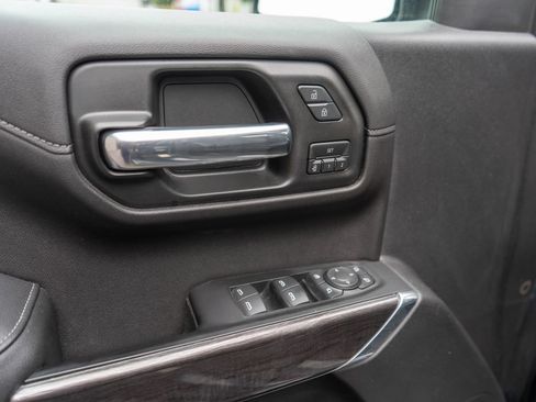 Certified 2019 Chevrolet Silverado 1500 LTZ w/ LTZ Premium Package AWD/4WD image 28