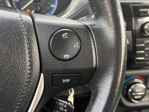 Used 2014 Toyota Corolla S image 27