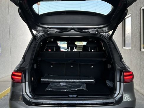 Used 2025 Mercedes-Benz GLB 250 4MATIC image 30