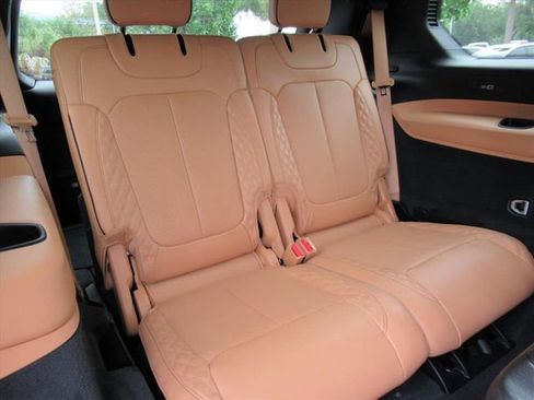 Used 2023 Jeep Grand Cherokee L Summit w/ Advanced Protech Group IV AWD/4WD image 35