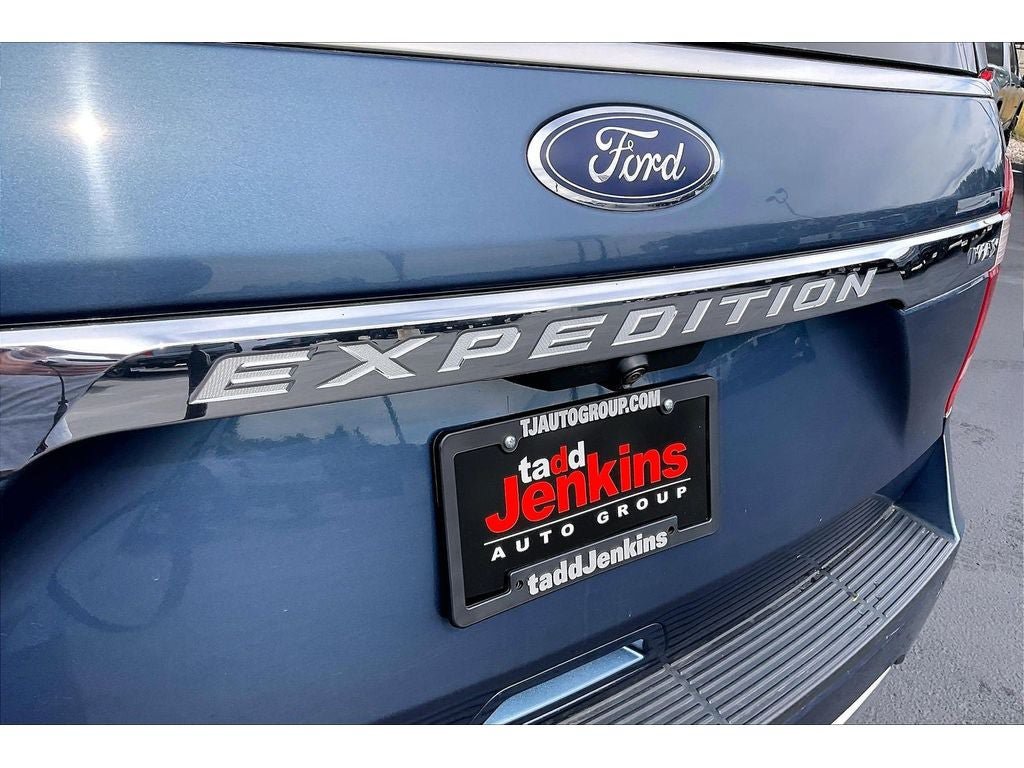 Used 2020 Ford Expedition Max XLT w/ Equipment Group 202A AWD/4WD image 34