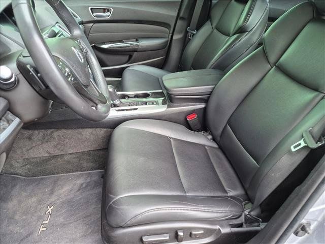 Used 2018 Acura TLX FWD image 13