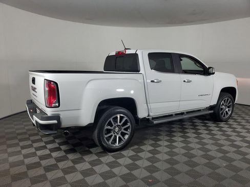 Used 2021 GMC Canyon Denali image 4