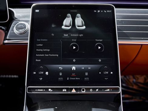 Used 2024 Mercedes-Benz S 63 AMG S image 71