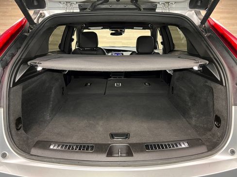 Used 2021 Cadillac XT4 Premium Luxury AWD/4WD image 27