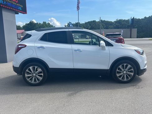 Used 2017 Buick Encore Preferred FWD image 3