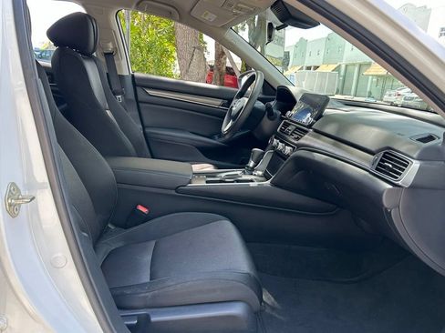 Used 2020 Honda Accord LX image 35