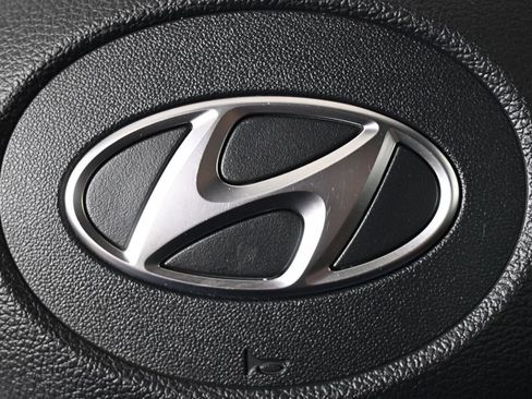 Used 2024 Hyundai Palisade Limited AWD/4WD image 38