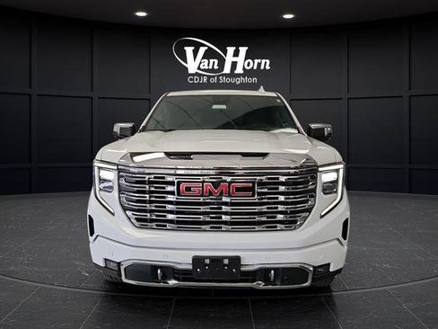 Used 2023 GMC Sierra 1500 Denali w/ Denali Reserve Package AWD/4WD image 2