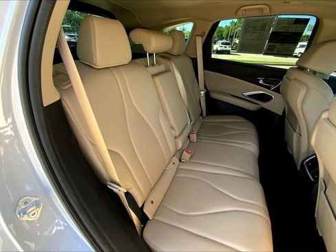 Used 2024 Acura RDX SH-AWD image 28