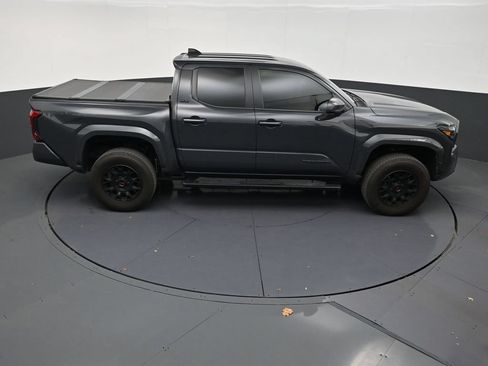 Used 2024 Toyota Tacoma SR5 RWD image 17