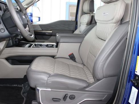 Used 2026 Ford F450 Platinum w/ Platinum Plus Package image 28