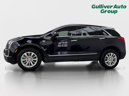 Used 2019 Cadillac XT5 FWD image 2
