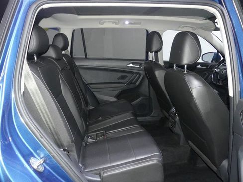Used 2018 Volkswagen Tiguan SEL image 27
