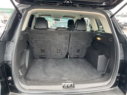 Used 2018 Ford Escape SE w/ SE Sport Appearance Package image 37