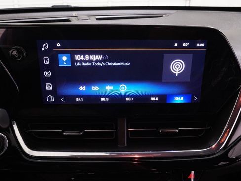 Used 2025 Chevrolet Trax RS w/ Driver Confidence Package FWD image 14