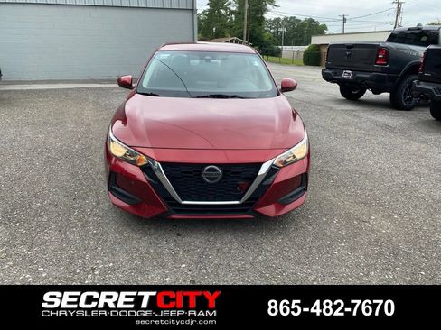 Used 2020 Nissan Sentra SV FWD image 2