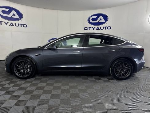 Used 2018 Tesla Model 3 Mid Range RWD image 6