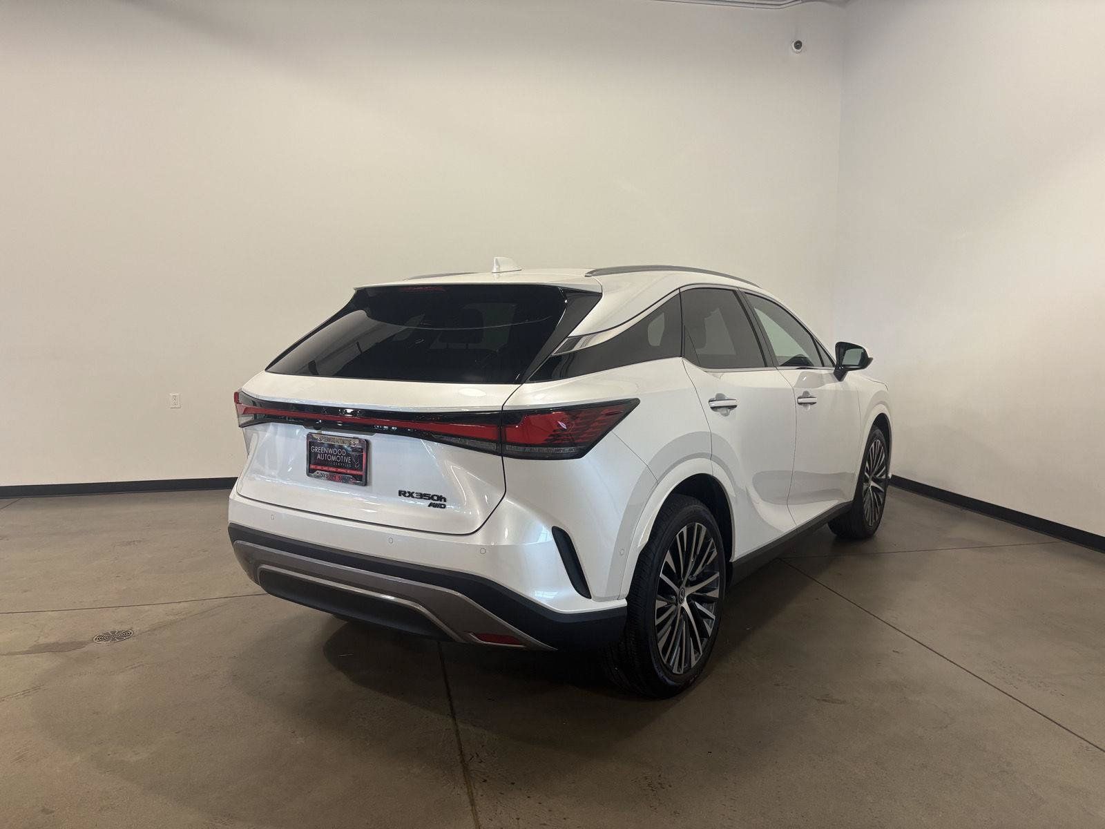 Used 2026 Lexus RX 350 w/ Convenience Package AWD/4WD image 3