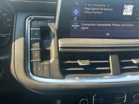 Used 2021 Chevrolet Tahoe Z71 w/ Rear Media and Nav Package image 31