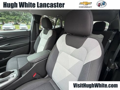 Used 2024 Chevrolet Trax LS FWD image 7