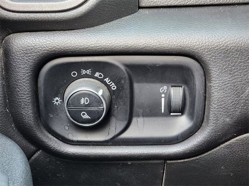 Used 2022 RAM 2500 Tradesman image 22