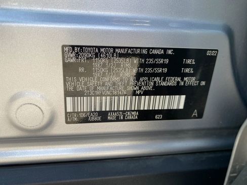Used 2022 Toyota RAV4 XLE Premium FWD image 35