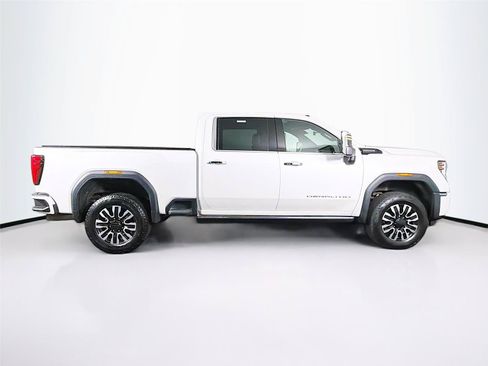 Used 2024 GMC Sierra 2500 Denali Ultimate AWD/4WD image 12