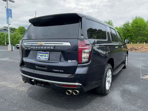 Used 2023 Chevrolet Suburban Premier AWD/4WD image 8