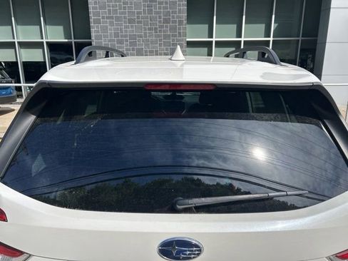 Used 2023 Subaru Forester Premium AWD/4WD image 9
