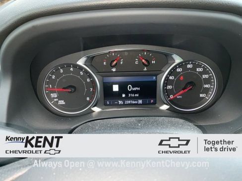 Certified 2023 GMC Acadia SLE w/ Driver Convenience Package image 28