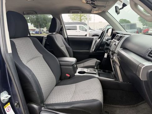 Used 2014 Toyota 4Runner SR5 image 27