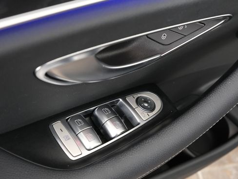 Used 2023 Mercedes-Benz E 350 4MATIC Sedan image 22