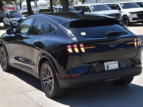 Used 2025 Ford Mustang Mach-E Premium image 10