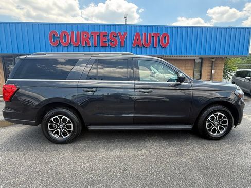 Used 2024 Ford Expedition Max XLT AWD/4WD image 13
