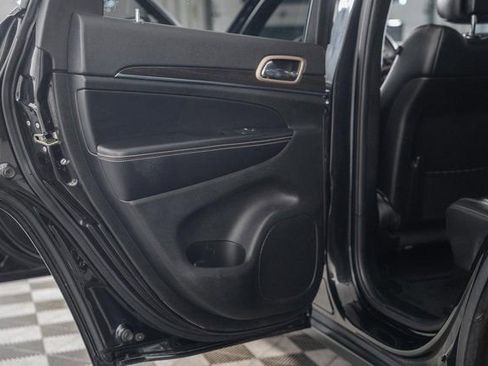 Used 2014 Jeep Grand Cherokee Limited image 40