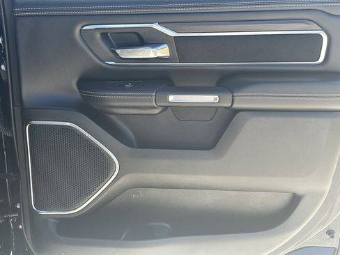 Used 2025 RAM 1500 Laramie image 16