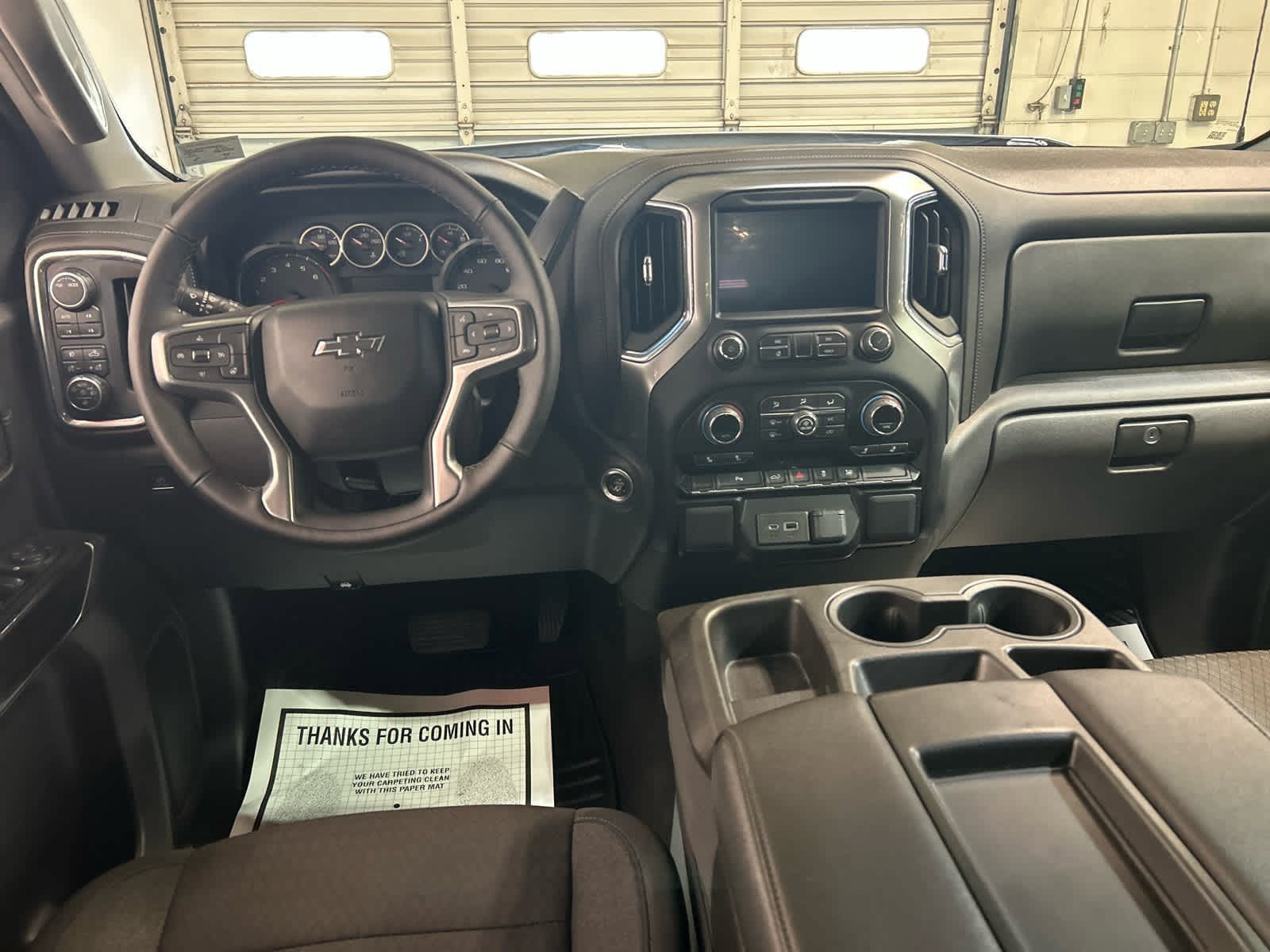 Used 2022 Chevrolet Silverado 1500 RST w/ Safety Package AWD/4WD image 4