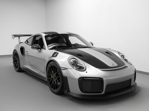 Used 2018 Porsche 911 GT2 RS w/ Weissach Package image 10
