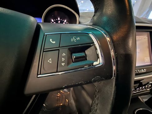 Used 2016 Maserati Ghibli RWD image 26