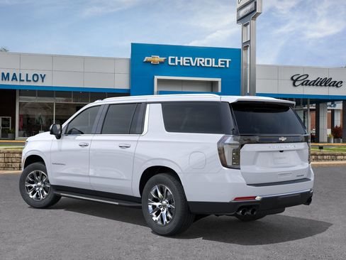 New 2026 Chevrolet Suburban Premier AWD/4WD image 28