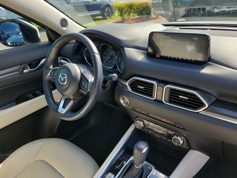 Used 2017 MAZDA CX-5 Grand Touring w/ Premium Package FWD image 8