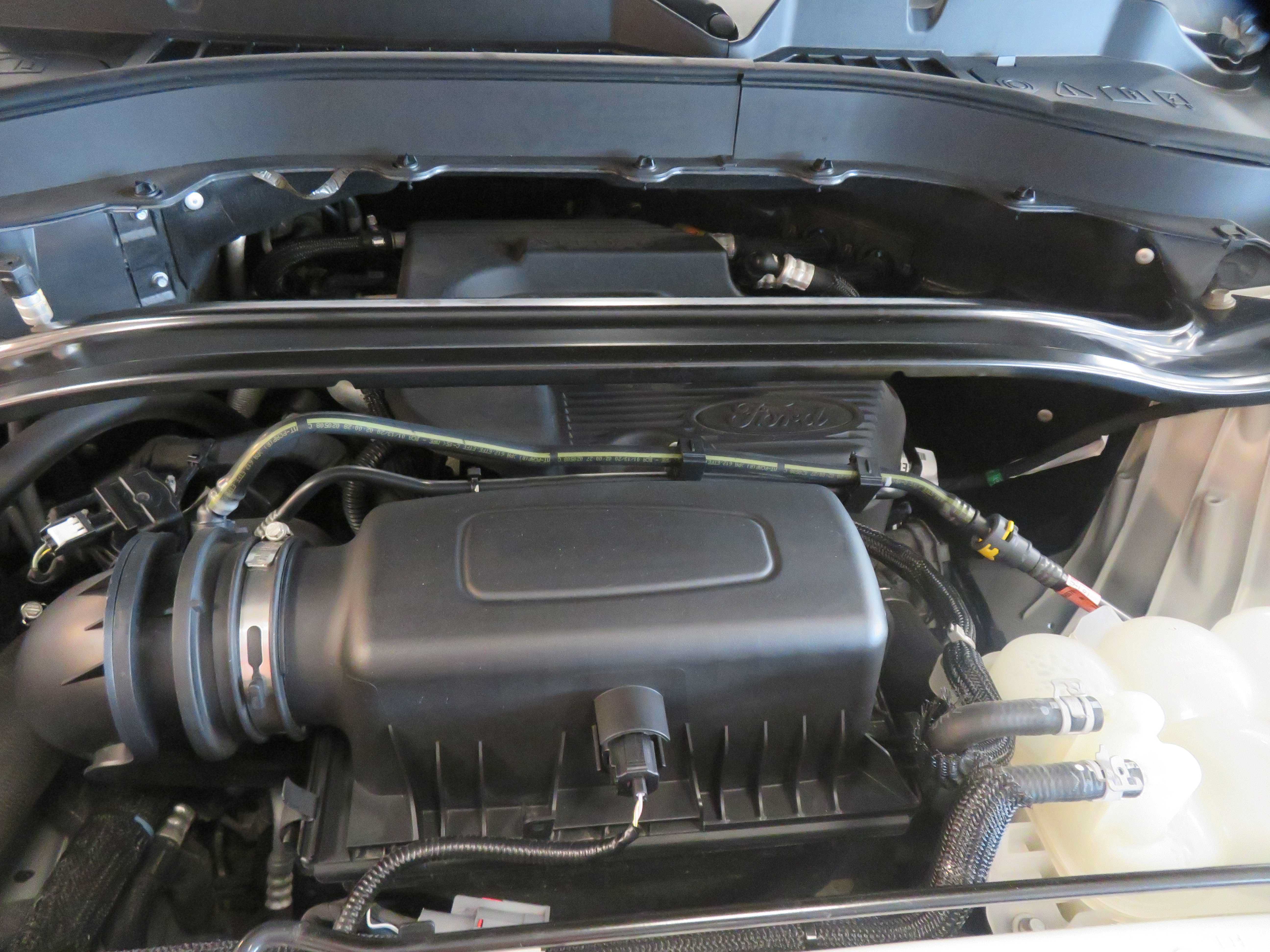 Used 2020 Ford Explorer Limited AWD/4WD image 50