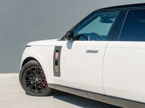 Used 2024 Land Rover Range Rover SV AWD/4WD image 50
