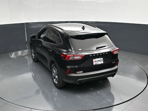 Certified 2025 Ford Escape ST-Line AWD/4WD image 39