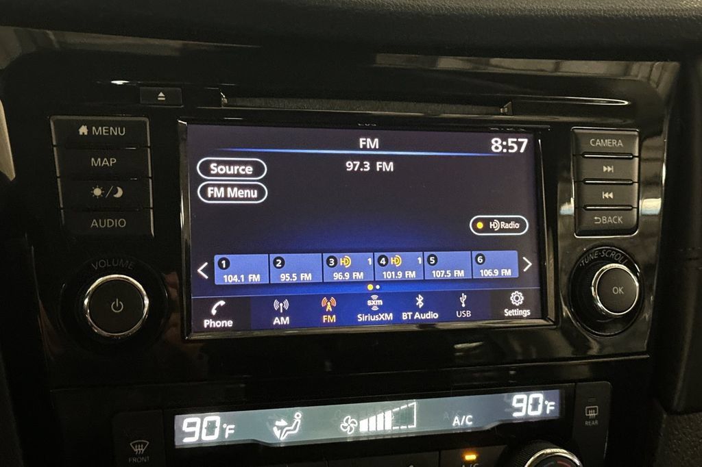 Used 2020 Nissan Rogue SL FWD image 21
