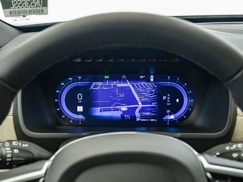 Certified 2025 Volvo XC90 B6 Ultra w/ Protection Package Premier image 24