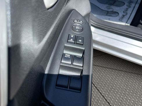 Used 2016 Honda Fit LX image 11