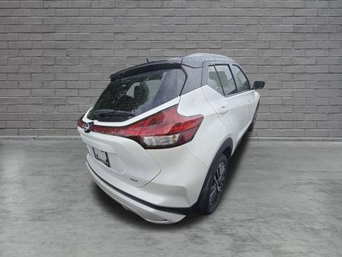 Certified 2024 Nissan Kicks SV w/ Interior Electronics Package FWD image 7